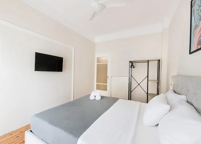Portoseaview A Svolou 53 Appartamento Salonicco